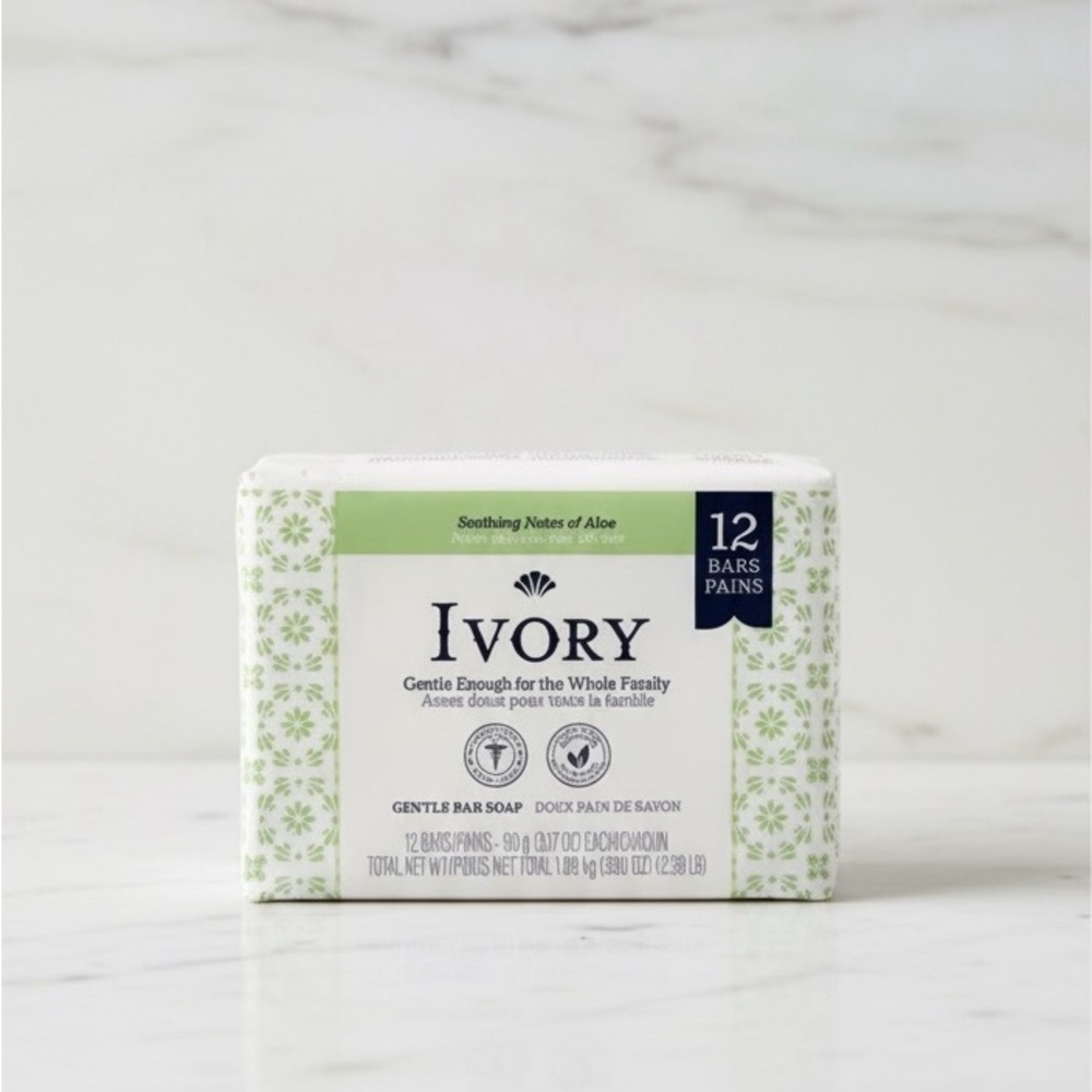 Ivory Gentle Bar Soap with Aloe - 12 Bars